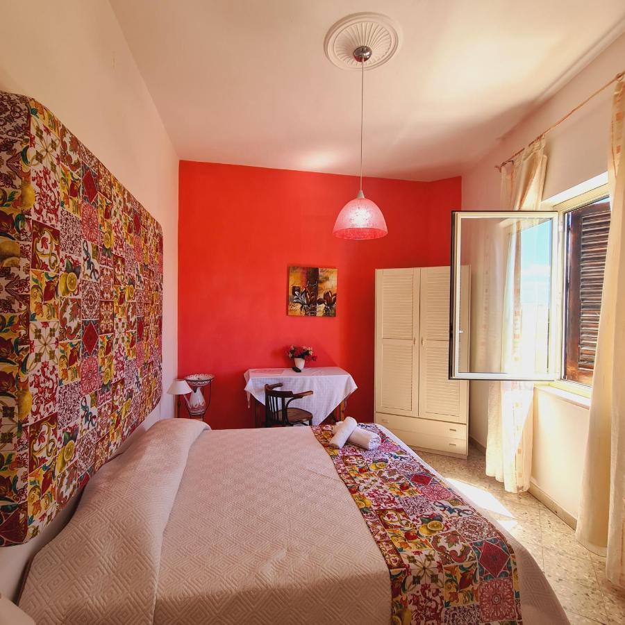 Due Passi Dal Centro Bed & Breakfast Marsala Cameră foto