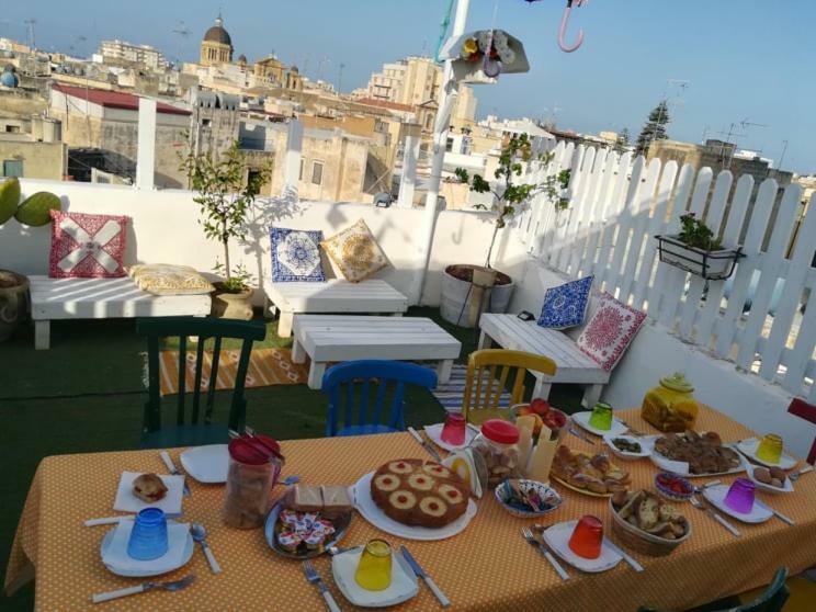 Due Passi Dal Centro Bed & Breakfast Marsala Exterior foto